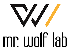 logo dell'agenzia pubblicitaria Mr. Wolf Lab di Fonte Nuova. W nera con elemento stilizzato giallo ocra e scritta sotto mr. wolf lab